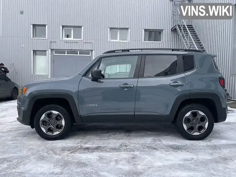 ZACCJBAT1GPE14262 Jeep Renegade 2016 Позашляховик / Кросовер 2.36 л. Фото 3