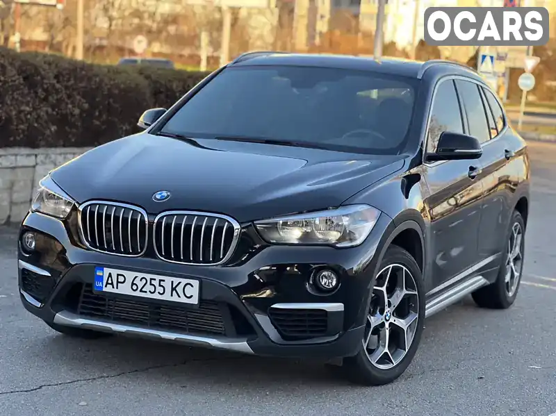 WBXHU7C34J5H42630 BMW X1 2017 Позашляховик / Кросовер 2 л. Фото 2