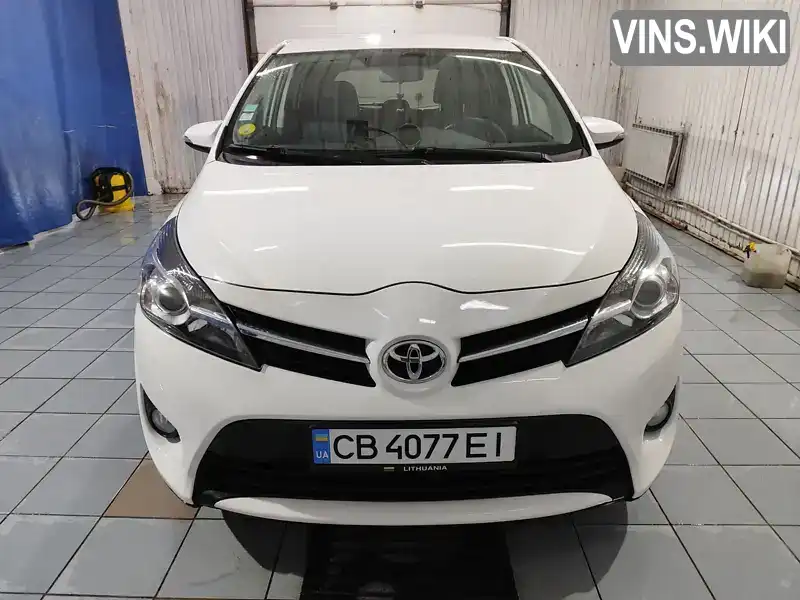 Минивэн Toyota Verso 2015 1.6 л. Ручная / Механика обл. Черниговская, Прилуки - Фото 1/21