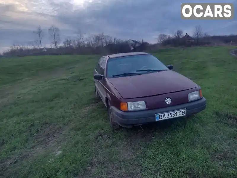 Седан Volkswagen Passat 1988 1.8 л. обл. Кіровоградська, Кропивницький (Кіровоград) - Фото 1/8