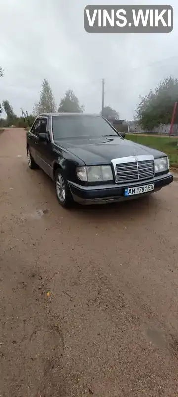 WDB1240231B184051 Mercedes-Benz E-Class 1990 Седан 2.3 л. Фото 2