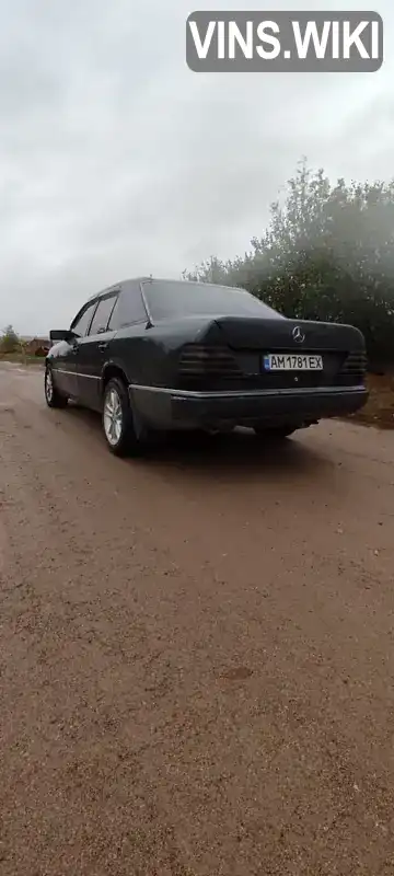 WDB1240231B184051 Mercedes-Benz E-Class 1990 Седан 2.3 л. Фото 4