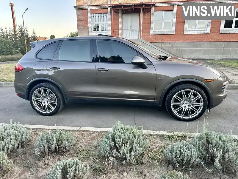 WP1AE2A28BLA91942 Porsche Cayenne 2010 Внедорожник / Кроссовер 3 л. Фото 3