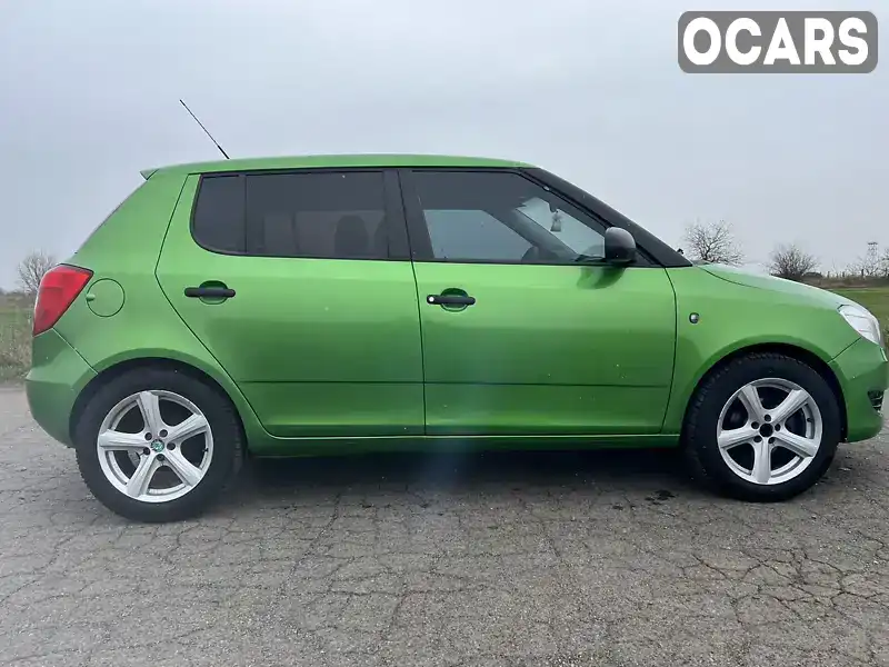 Хэтчбек Skoda Fabia 2011 1.2 л. Ручная / Механика обл. Винницкая, Винница - Фото 1/21