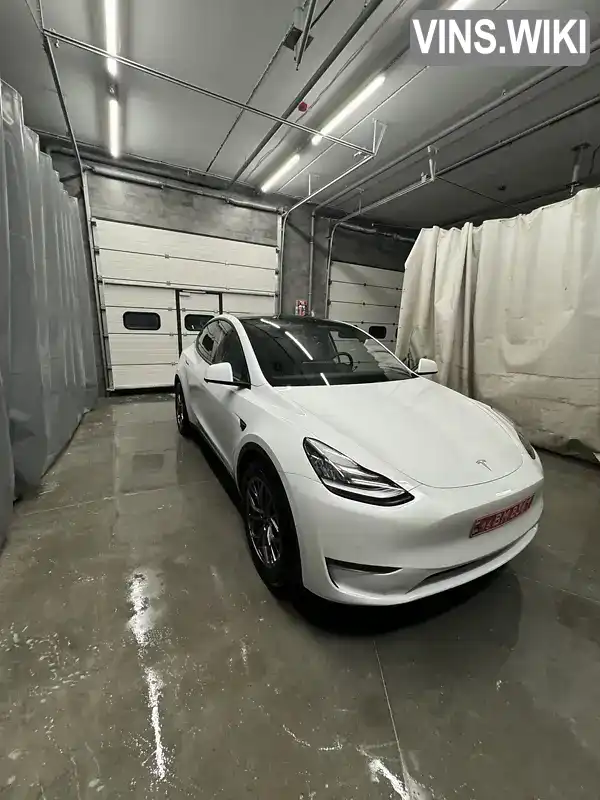 Внедорожник / Кроссовер Tesla Model Y 2021 null_content л. Автомат обл. Киевская, Киев - Фото 1/8