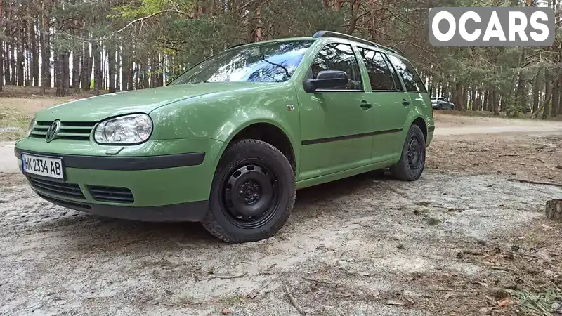 Універсал Volkswagen Golf 2003 1.9 л. Ручна / Механіка обл. Рівненська, Вараш (Кузнецовськ) - Фото 1/7