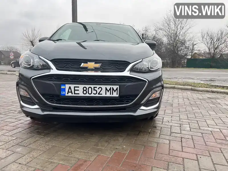 Хэтчбек Chevrolet Spark 2018 1.4 л. Вариатор обл. Днепропетровская, Днепр (Днепропетровск) - Фото 1/21