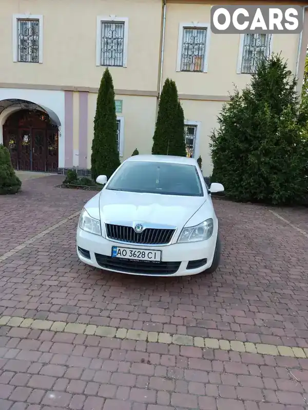 Ліфтбек Skoda Octavia 2010 1.9 л. Ручна / Механіка обл. Закарпатська, Берегове - Фото 1/11