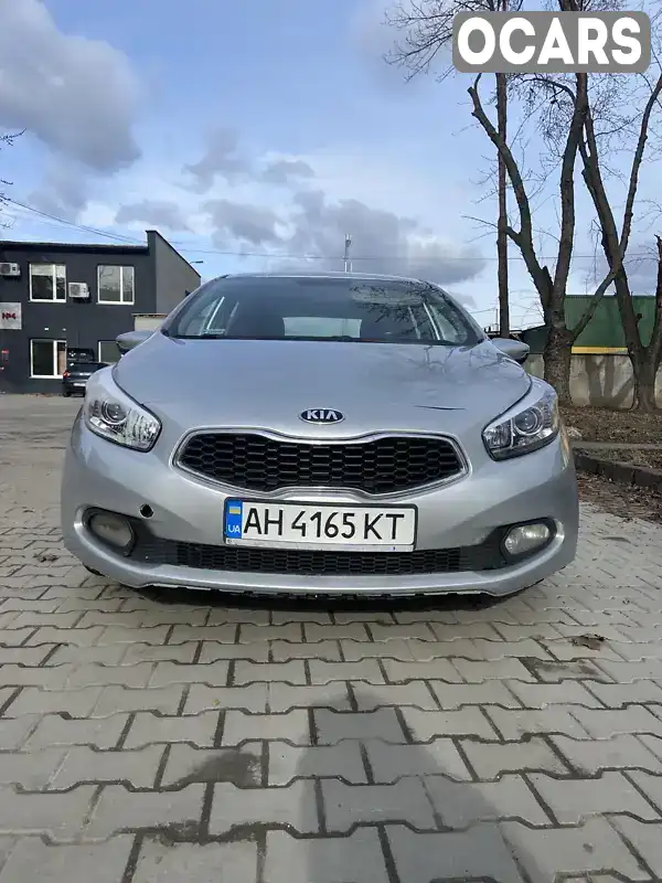 Хетчбек Kia Ceed 2012 1.58 л. Ручна / Механіка обл. Закарпатська, Ужгород - Фото 1/9