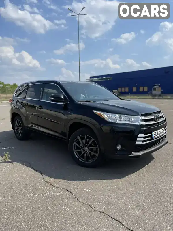 Позашляховик / Кросовер Toyota Highlander 2018 3.46 л. Автомат обл. Львівська, Львів - Фото 1/21