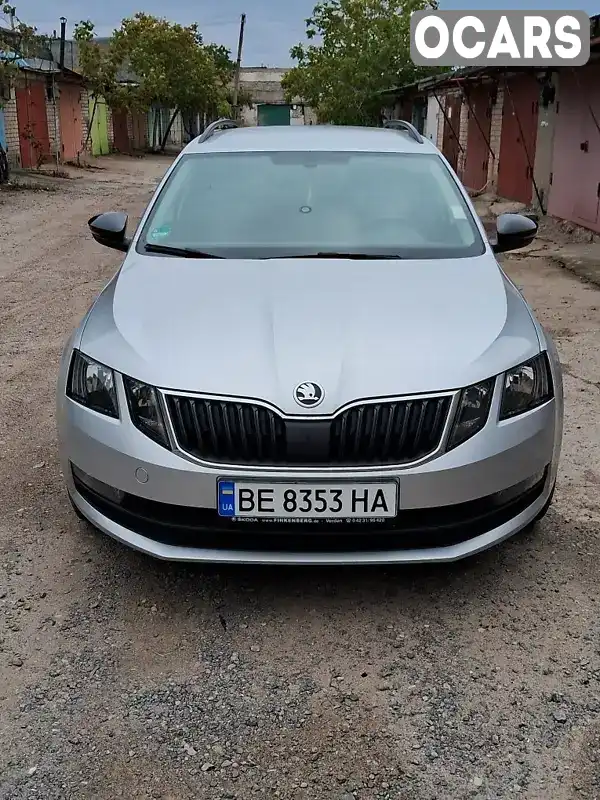 TMBJJ7NE6J0161601 Skoda Octavia 2017 Универсал 2 л. Фото 2