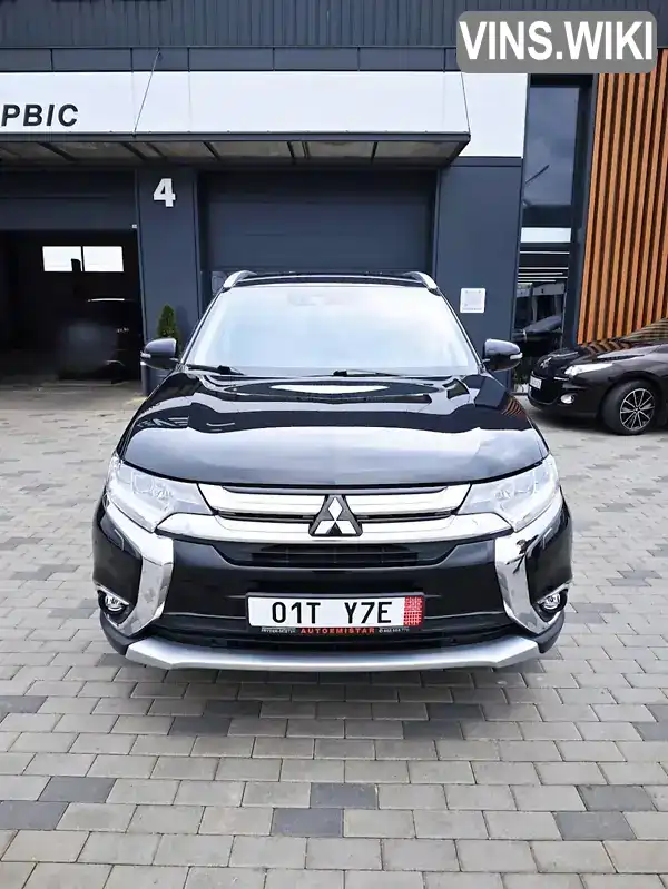 Позашляховик / Кросовер Mitsubishi Outlander 2017 2.3 л. Автомат обл. Закарпатська, Хуст - Фото 1/21