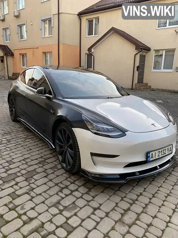 Седан Tesla Model 3 2020 null_content л. Автомат обл. Київська, Київ - Фото 1/21