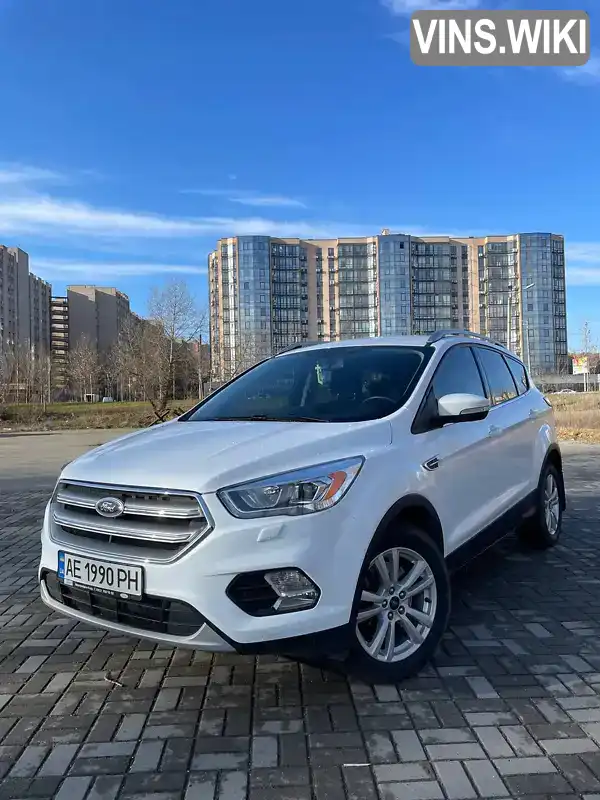 Позашляховик / Кросовер Ford Kuga 2017 2 л. Ручна / Механіка обл. Дніпропетровська, Дніпро (Дніпропетровськ) - Фото 1/16