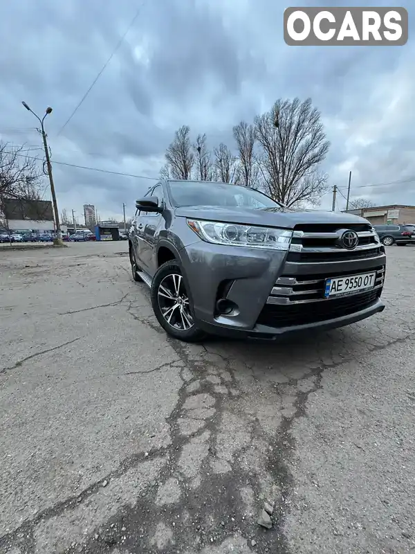 Позашляховик / Кросовер Toyota Highlander 2019 3.5 л. Автомат обл. Дніпропетровська, Кривий Ріг - Фото 1/21