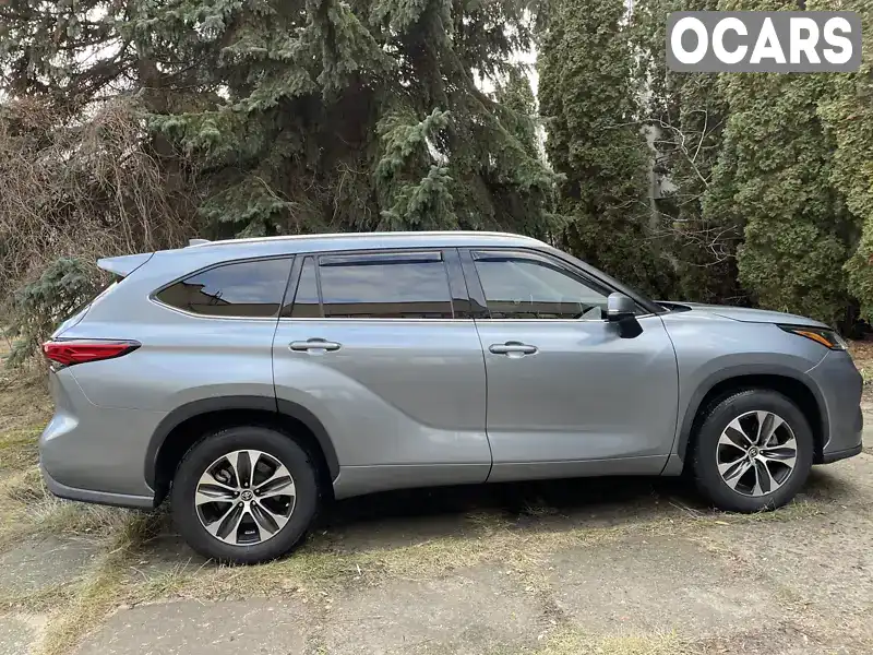 Позашляховик / Кросовер Toyota Highlander 2020 3.49 л. Автомат обл. Черкаська, Черкаси - Фото 1/21