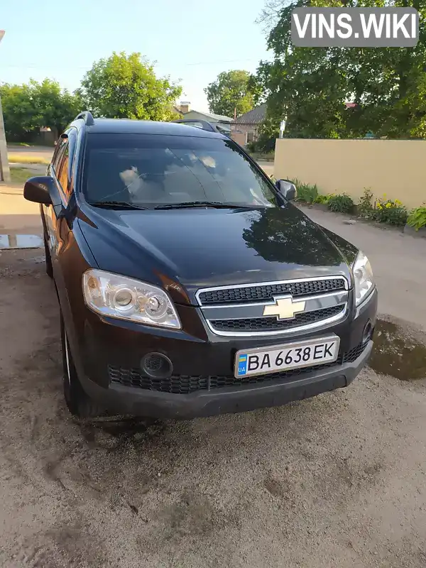 Позашляховик / Кросовер Chevrolet Captiva 2010 2.4 л. Ручна / Механіка обл. Кіровоградська, Кропивницький (Кіровоград) - Фото 1/21