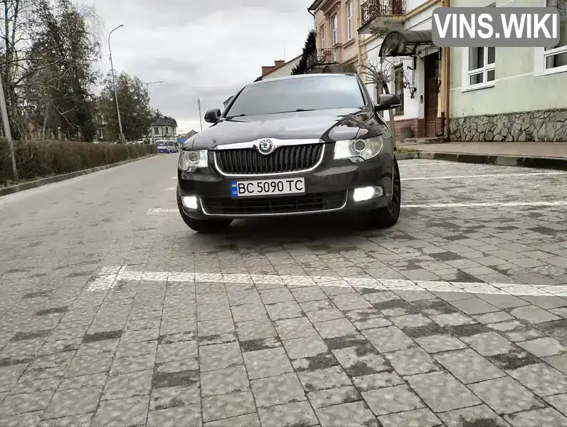 Ліфтбек Skoda Superb 2010 2 л. Ручна / Механіка обл. Львівська, Городок - Фото 1/15