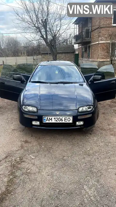 Хэтчбек Mazda 323 1997 2 л. Ручная / Механика обл. Днепропетровская, Кривой Рог - Фото 1/11