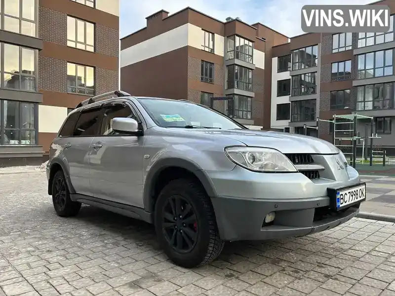 Позашляховик / Кросовер Mitsubishi Outlander 2006 2 л. Ручна / Механіка обл. Львівська, Львів - Фото 1/21