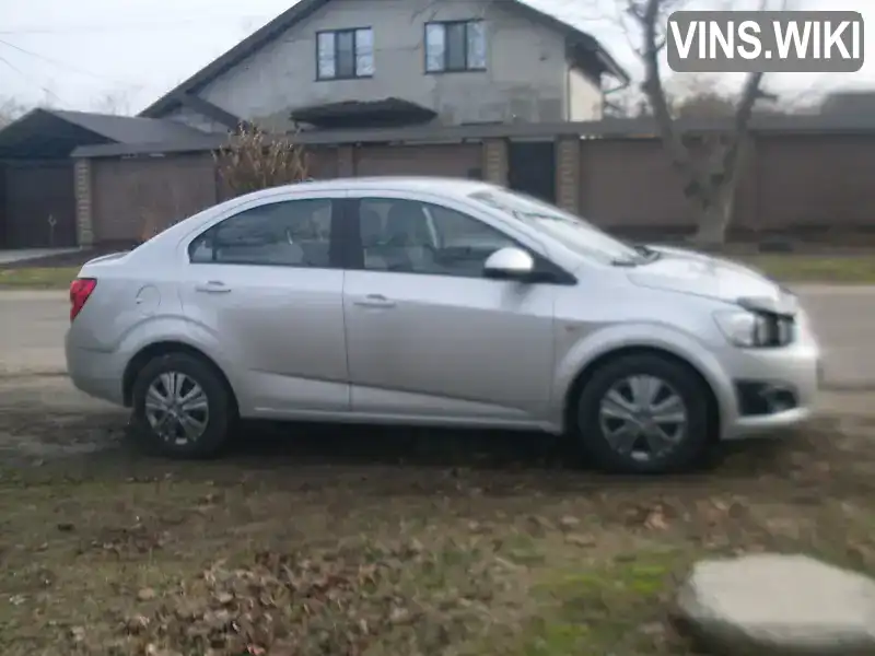 KL1TA69F9CB030827 Chevrolet Aveo 2011 Седан 1.4 л. Фото 2