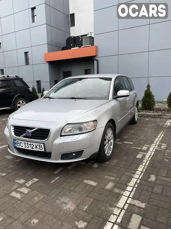 Універсал Volvo V50 2008 2 л. Ручна / Механіка обл. Львівська, Червоноград - Фото 1/21