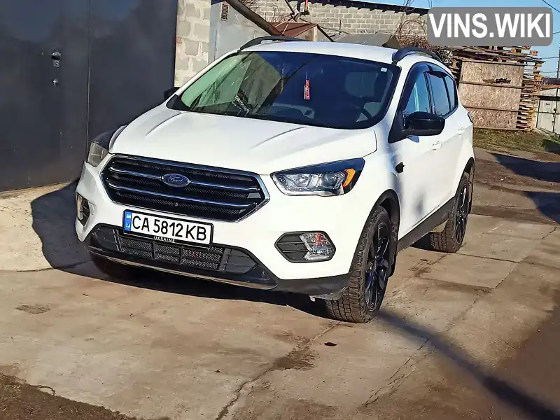 Внедорожник / Кроссовер Ford Escape 2018 1.5 л. Автомат обл. Черкасская, Черкассы - Фото 1/21