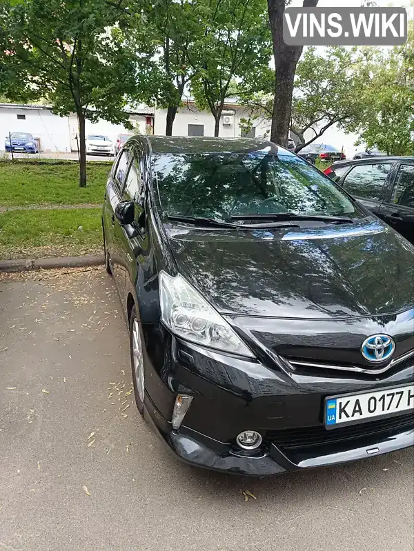 Универсал Toyota Prius v 2014 1.8 л. Вариатор обл. Киевская, Киев - Фото 1/21