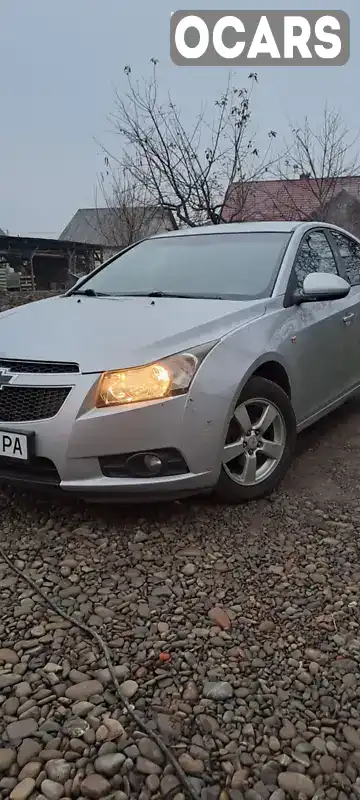 Седан Chevrolet Cruze 2009 1.6 л. Ручная / Механика обл. Закарпатская, Тячев - Фото 1/21