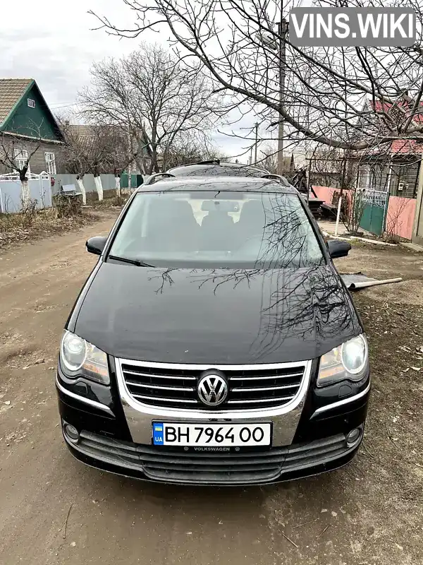 Мінівен Volkswagen Touran 2007 1.9 л. Ручна / Механіка обл. Одеська, Білгород-Дністровський - Фото 1/7