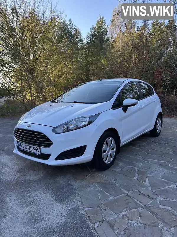 Хэтчбек Ford Fiesta 2013 1.5 л. Ручная / Механика обл. Киевская, Киев - Фото 1/12