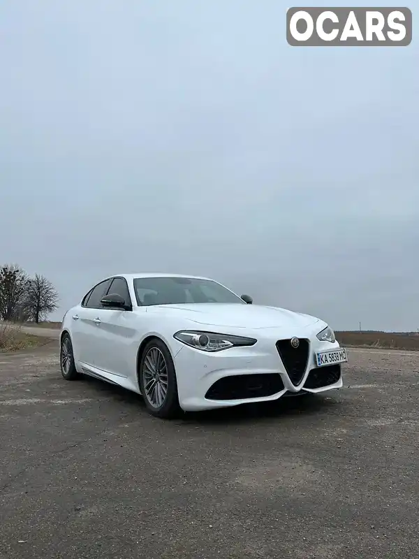 Седан Alfa Romeo Giulia 2019 2 л. Автомат обл. Київська, Київ - Фото 1/21