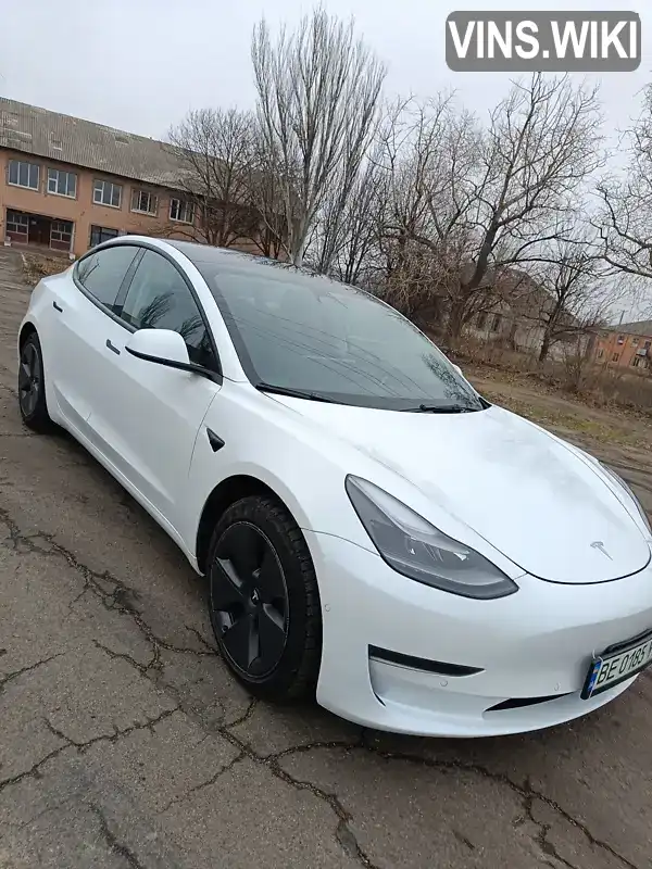 5YJ3E1EA0NF191269 Tesla Model 3 2022 Седан  Фото 2