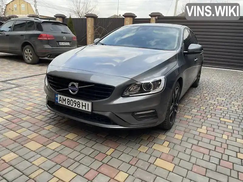 Седан Volvo S60 2016 2 л. Автомат обл. Николаевская, Николаев - Фото 1/13