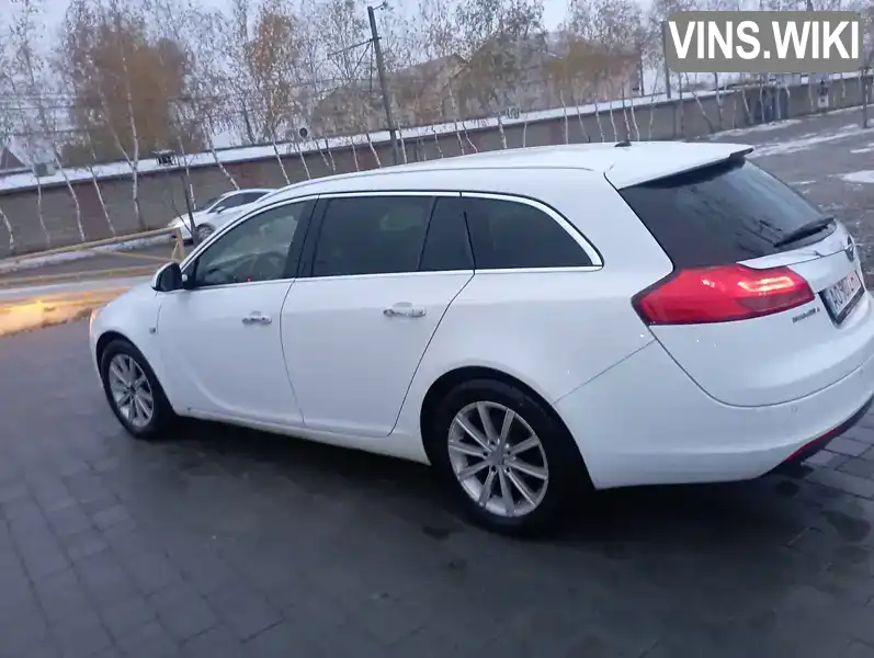 Универсал Opel Insignia 2011 1.96 л. Ручная / Механика обл. Закарпатская, Виноградов - Фото 1/14