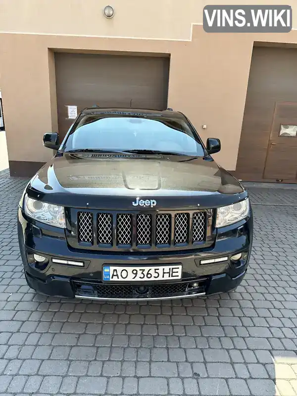 Внедорожник / Кроссовер Jeep Grand Cherokee 2012 2.99 л. Автомат обл. Закарпатская, Ужгород - Фото 1/9