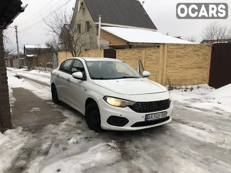 Седан Fiat Tipo 2019 1.37 л. Ручна / Механіка обл. Київська, Ірпінь - Фото 1/21