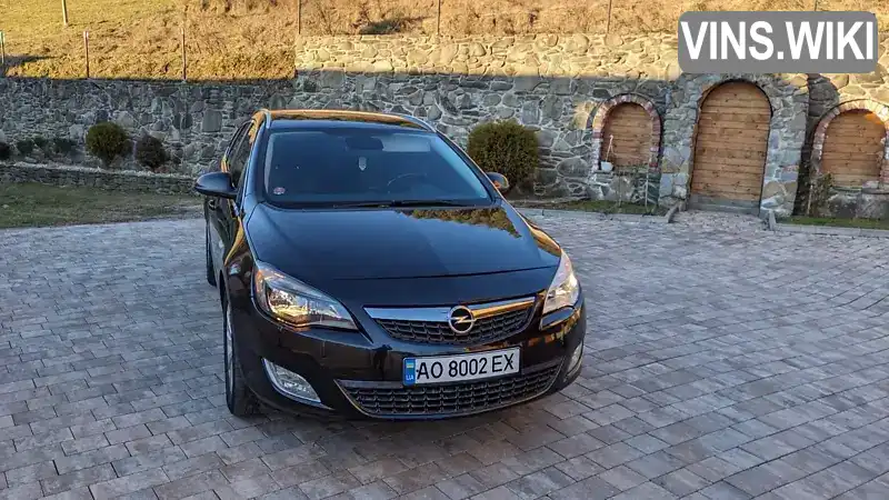 Универсал Opel Astra 2011 1.7 л. Ручная / Механика обл. Закарпатская, Ужгород - Фото 1/6