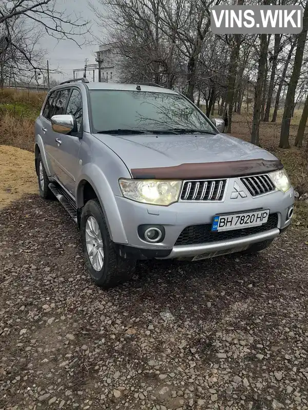 Позашляховик / Кросовер Mitsubishi Pajero Sport 2012 2.5 л. Ручна / Механіка обл. Одеська, Роздільна - Фото 1/13