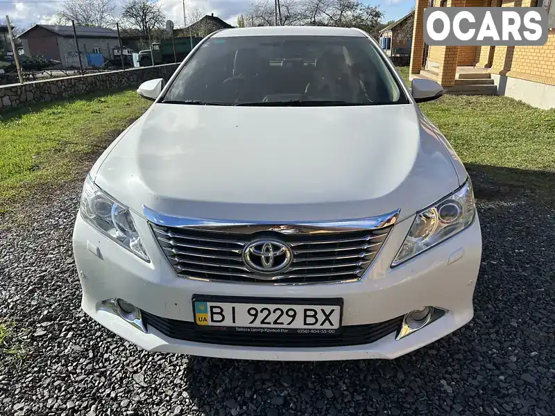 Седан Toyota Camry 2011 2.5 л. Автомат обл. Полтавська, Горішні Плавні (Комсомольськ) - Фото 1/13