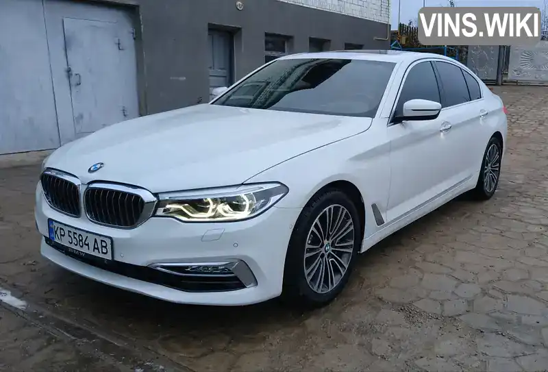 WBAJA5C51JWA39913 BMW 5 Series 2018 Седан 2 л. Фото 2