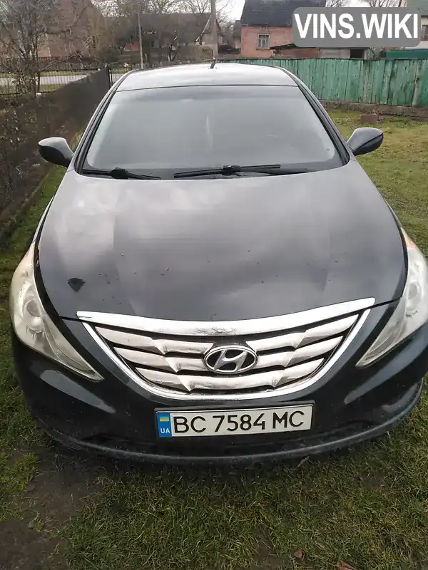 Седан Hyundai Sonata 2011 2.36 л. Автомат обл. Львівська, Львів - Фото 1/9