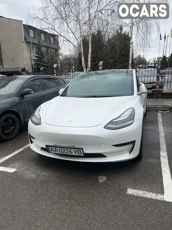 Седан Tesla Model 3 2020 null_content л. Автомат обл. Київська, Буча - Фото 1/10