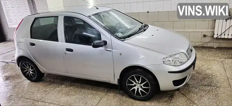 Хетчбек Fiat Punto 2007 1.2 л. Ручна / Механіка обл. Волинська, Луцьк - Фото 1/21