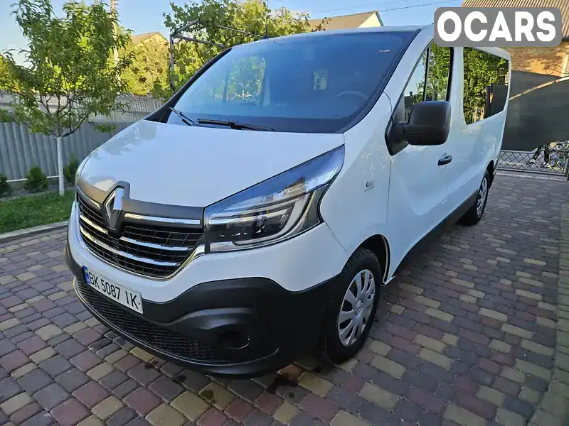 Минивэн Renault Trafic 2020 2 л. Ручная / Механика обл. Ровенская, Дубно - Фото 1/21