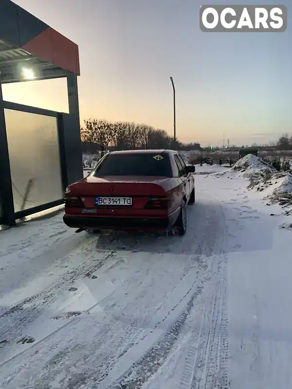 Седан Mercedes-Benz E-Class 1988 2.3 л. Ручна / Механіка обл. Львівська, Золочів - Фото 1/10