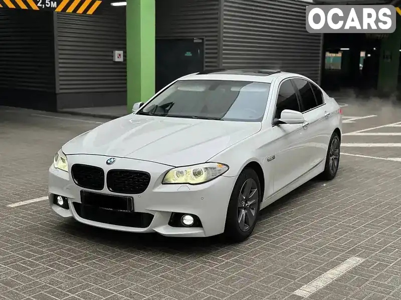 Седан BMW 5 Series 2012 2 л. Автомат обл. Київська, Вишневе - Фото 1/13