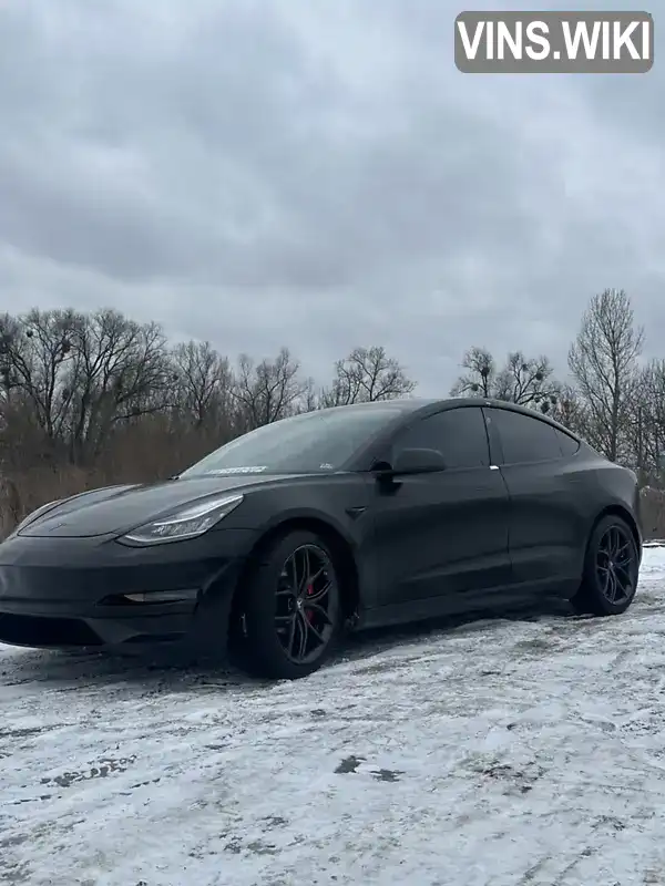 Седан Tesla Model 3 2020 null_content л. Автомат обл. Київська, Ірпінь - Фото 1/16