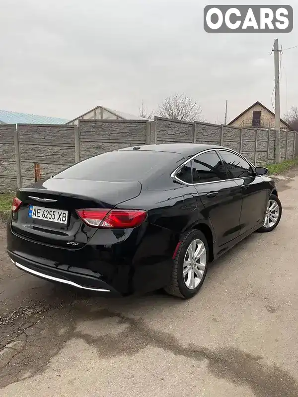 Седан Chrysler 200 2015 2.36 л. Автомат обл. Дніпропетровська, Дніпро (Дніпропетровськ) - Фото 1/8