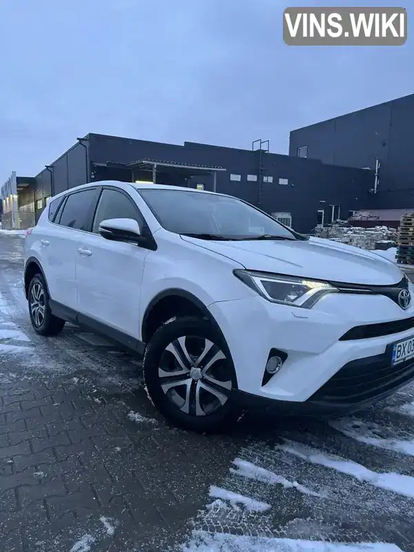 Позашляховик / Кросовер Toyota RAV4 2018 1.99 л. Ручна / Механіка обл. Хмельницька, Хмельницький - Фото 1/20